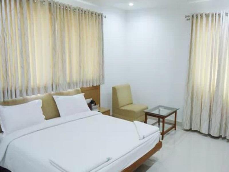 Fabhotel Syberitic Suites Gachibowli - Fully Vaccinated Staff Kondapur  Exterior foto